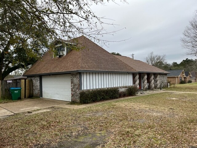 Building Photo - 11161 Alden Dr