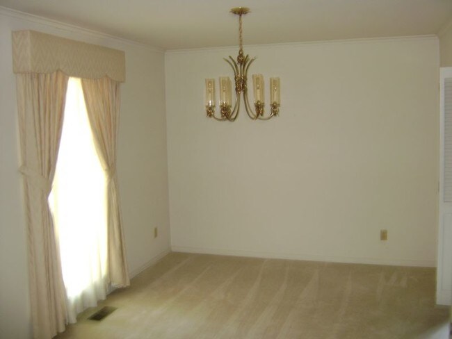 Building Photo - Four bedroom in Breckenridge