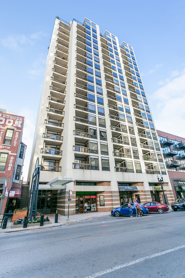 Building Photo - 1212 N Wells St