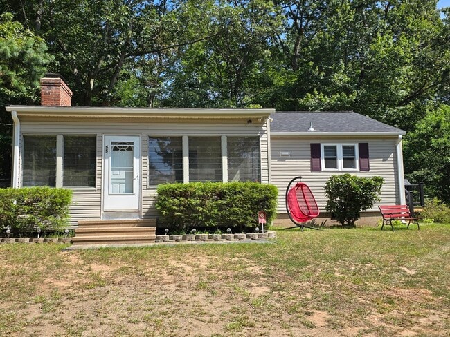 Building Photo - 55 Dogwood Rd