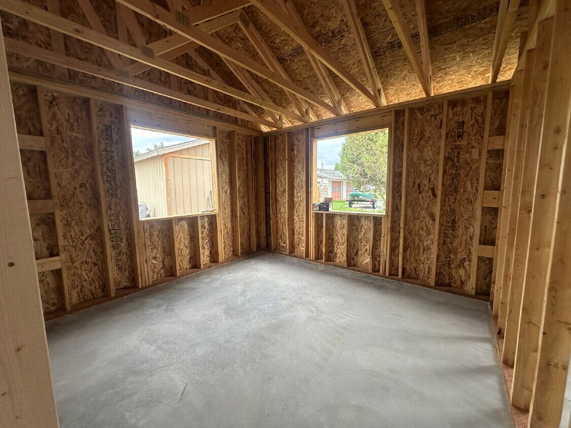 Building Photo - Coming Soon – Brand New 2 Bed, 1 Bath Duplex in Twin Bridges