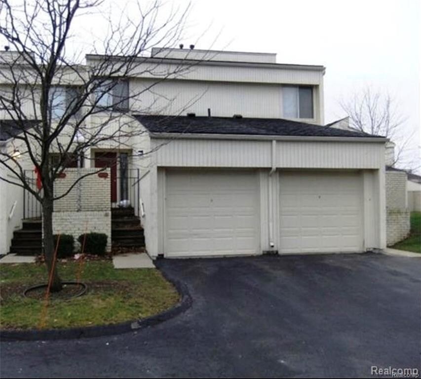 39624 Kartar Ln, Novi, MI 48375 Condo for Rent in Novi, MI