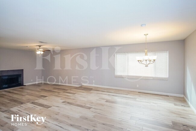 Foto del edificio - 3800 San Angelo Ave