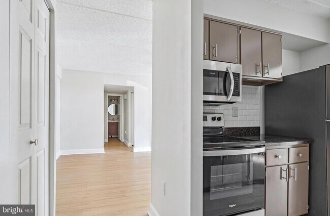 Foto del edificio - 280 Bridgewater Rd