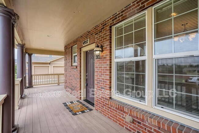 Building Photo - 4957 S Addison Way