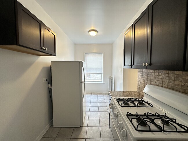 Foto del edificio - 6343 N Magnolia Ave