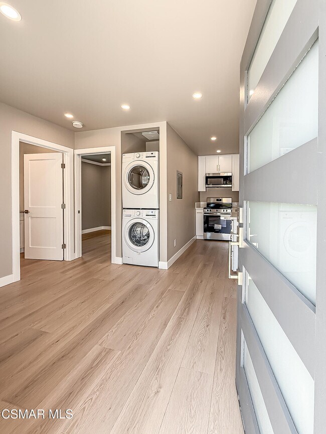 Foto del edificio - 11432 Acala Ave