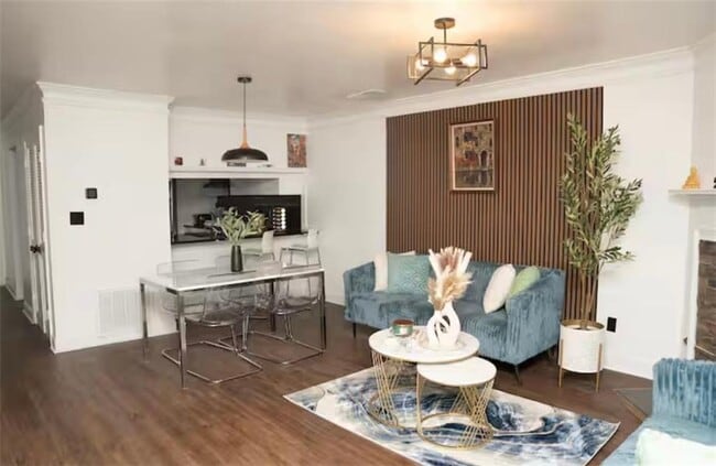 Building Photo - 144 Willow Stream Ct