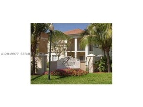 Building Photo - 2544 Centergate Dr