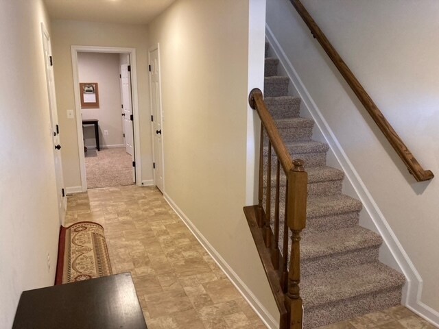 Entrada - 2204 Mallard Landing Dr
