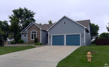 Building Photo - 1013 Diamondhead Dr