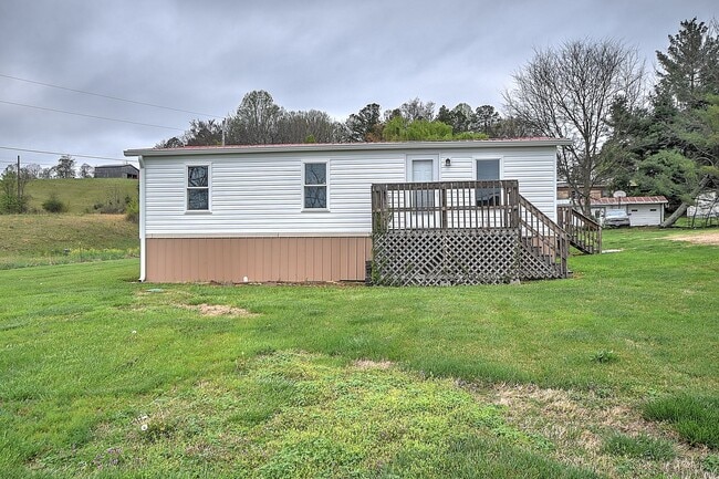 Building Photo - 2145 Brown Springs Rd