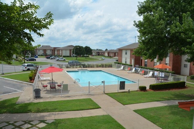 Foto del edificio - 1378 S 107th East Ave