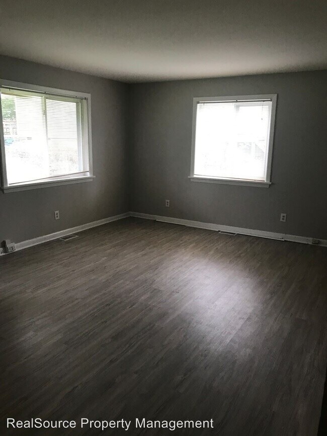 Foto del edificio - 3906 Lexington Dr