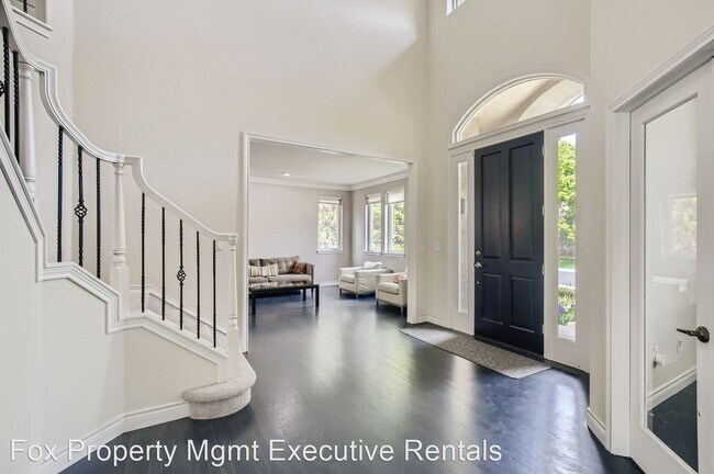 Foto del edificio - 5 br, 4.5 bath House - 1767 Casey Ct