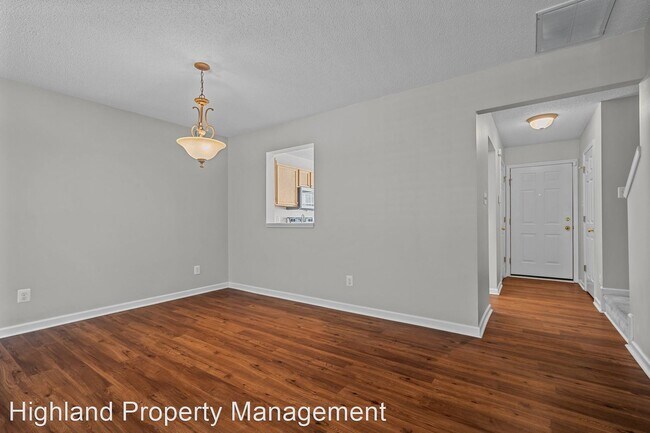 Building Photo - 3 br, 2.5 bath House - 202 Black Bird Ct.