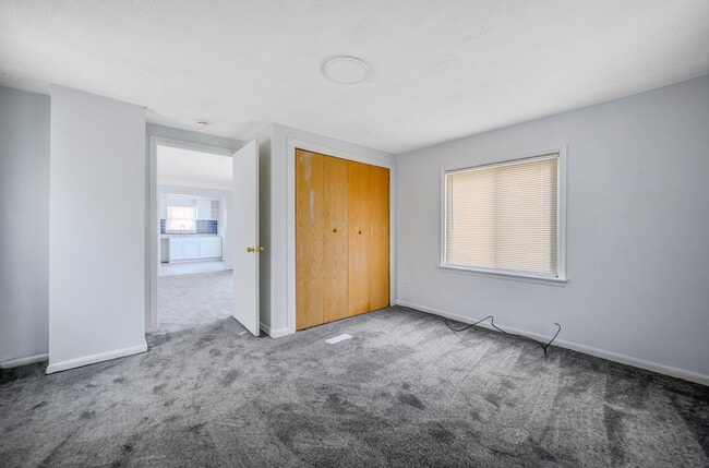 Building Photo - 11700 Engleside St