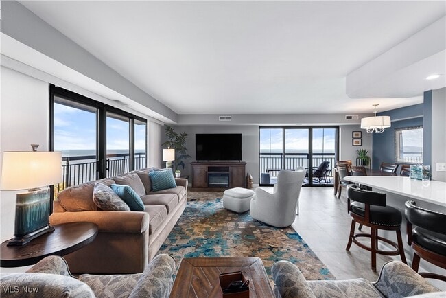 Building Photo - 12550 Lake Ave