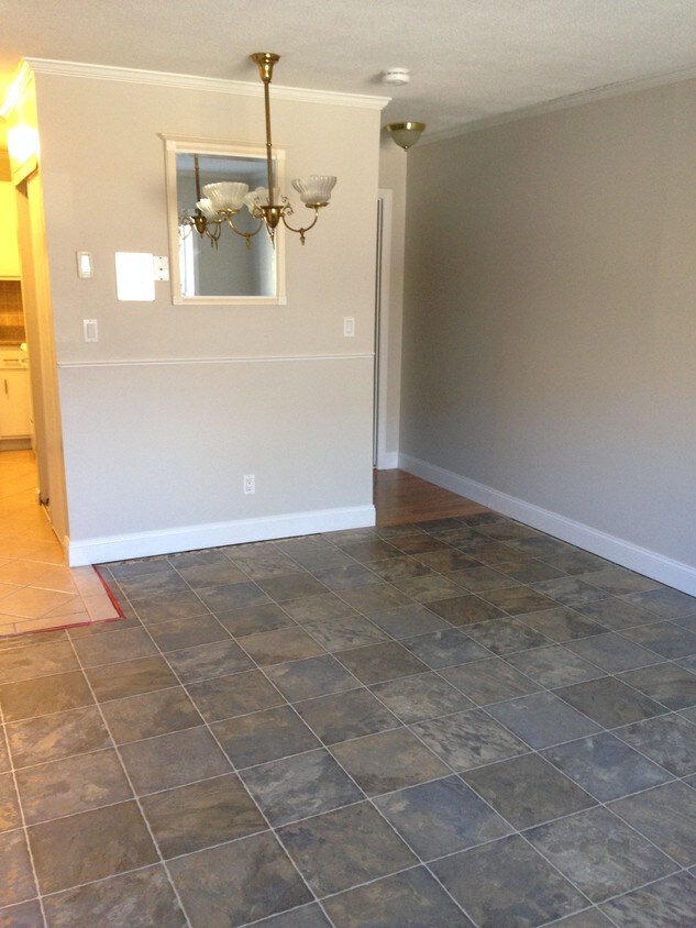 131B Mellen St, Framingham, MA 01702 Condo for Rent in Framingham, MA