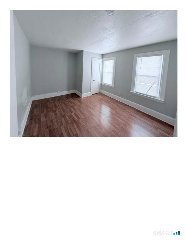 Foto del edificio - 963 Sherman Ave