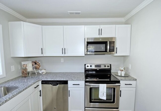 Building Photo - 3606 Meriwether Dr