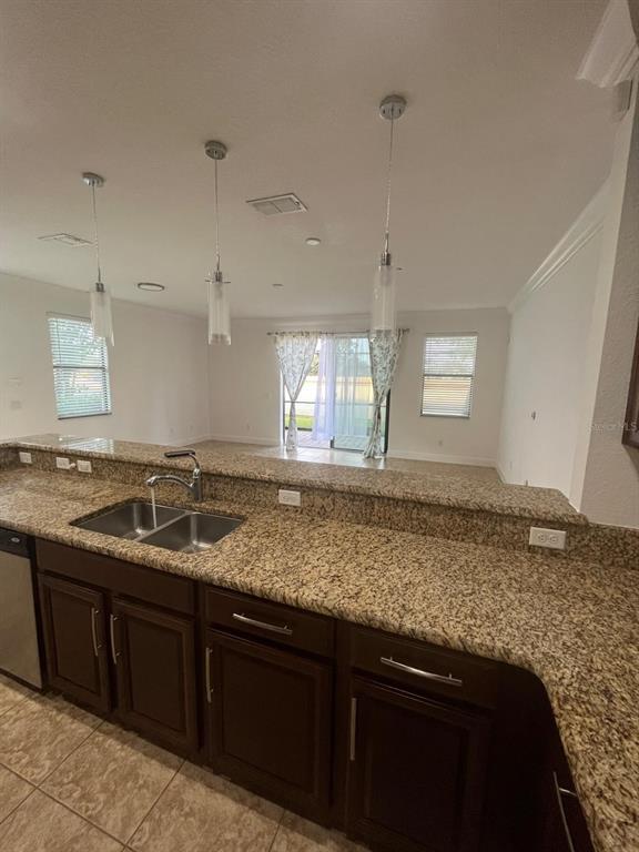 Foto del edificio - 8064 Prestbury Dr
