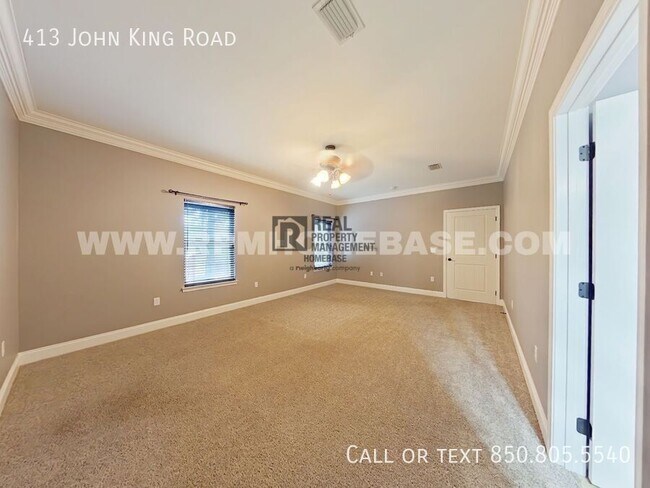 Foto del edificio - 413 John King Rd