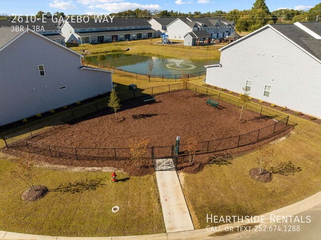 Building Photo - 2610-E Gazebo Way-