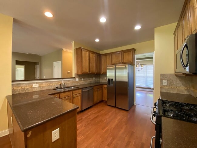 Photo - 115 N Field Dr House