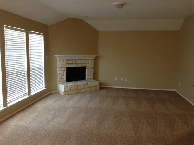 Foto del edificio - 901 Chestnut Ln