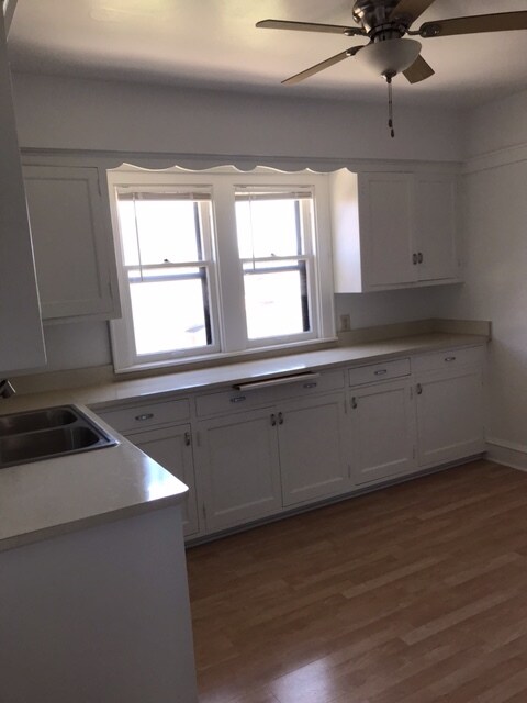 Foto del edificio - 533 N 63rd St