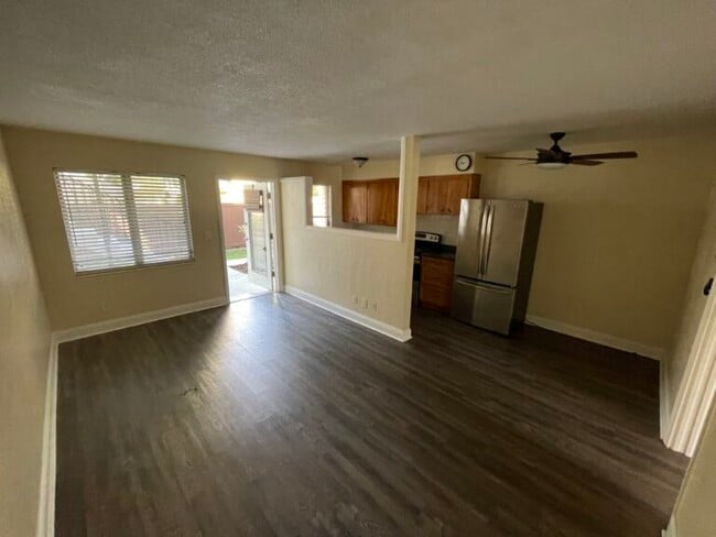 Building Photo - The Corvette Apartments
