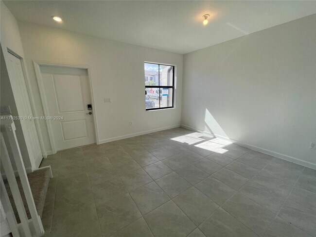 Foto del edificio - 12851 SW 232 LANE