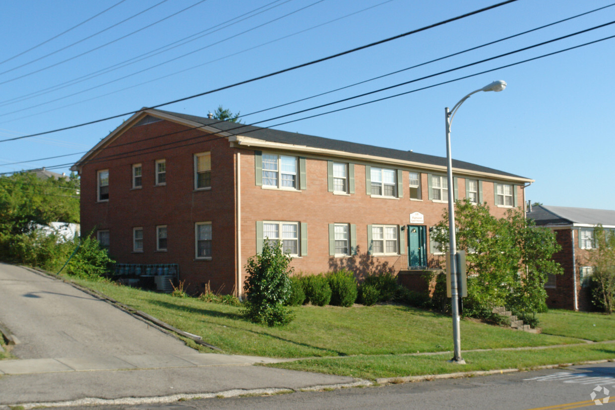 Foto del edificio - Highland Apartments