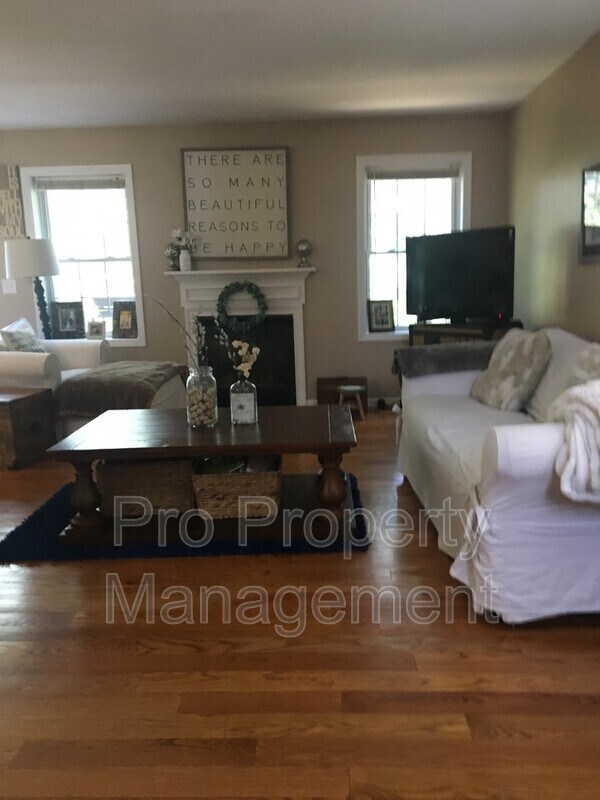 Foto del edificio - 2003 Heartwood Ln