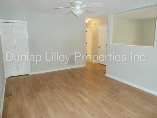 Building Photo - 2504 Booker Creek Rd