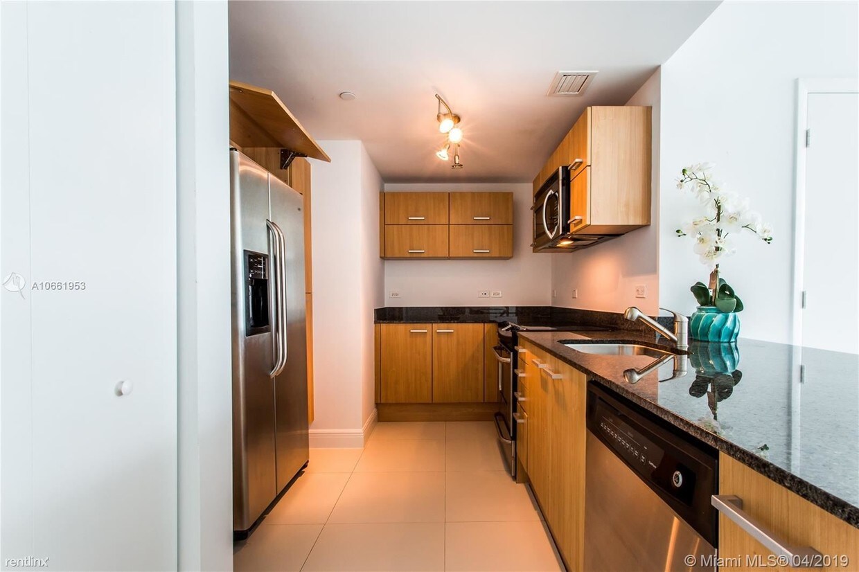 2 br, 2 bath - Wind Condounit - 2 br, 2 bath  - Wind Condounit