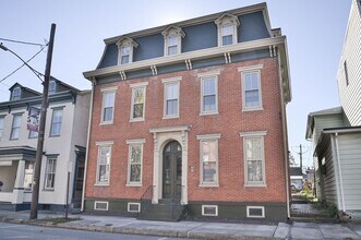 Building Photo - 50 E Main St