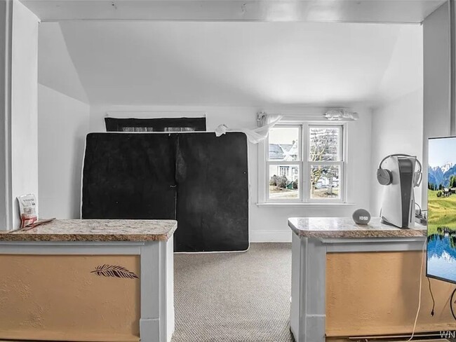 Foto del edificio - 11 Kaufman Dr