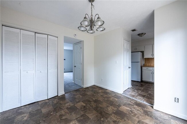 Foto del edificio - 582 Downing St