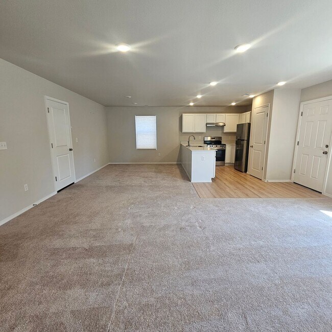 Foto del edificio - Move-In Ready 3 Bed, 2.5 Bath Home in Desirable Port Orchard Neighborhood