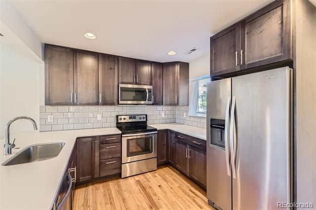 Building Photo - 3131 St Paul St