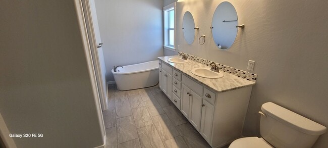 Building Photo - Beautiful Spacious Home for Rent