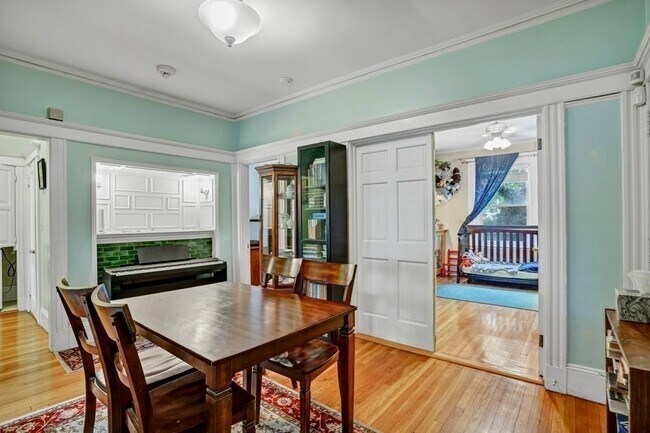 Foto del edificio - 10 Radcliffe Rd