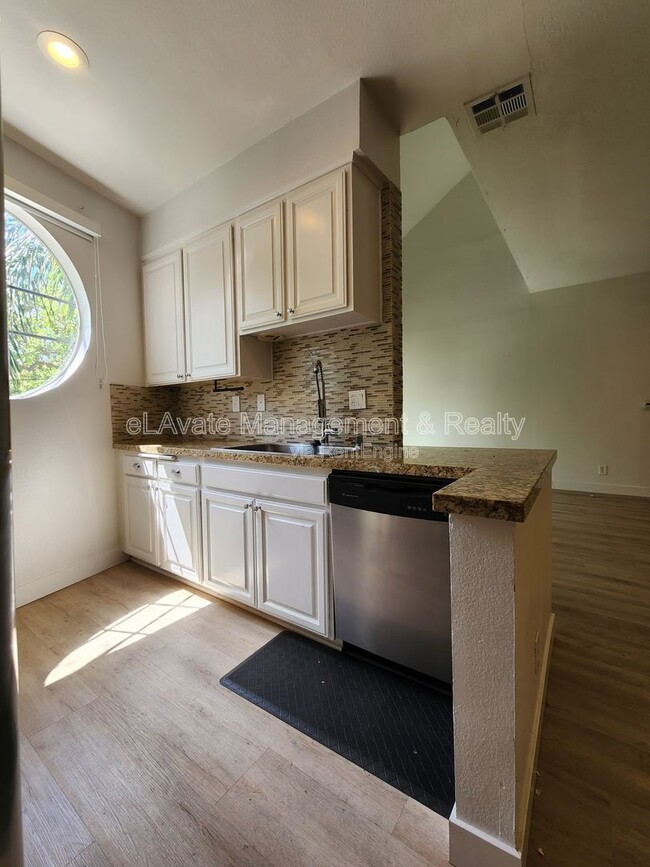 Foto del edificio - 14625 Dickens St