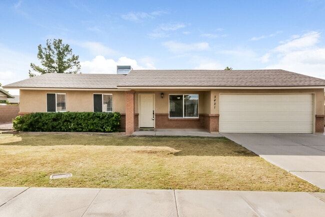 Building Photo - 3421 E Dragoon Ave