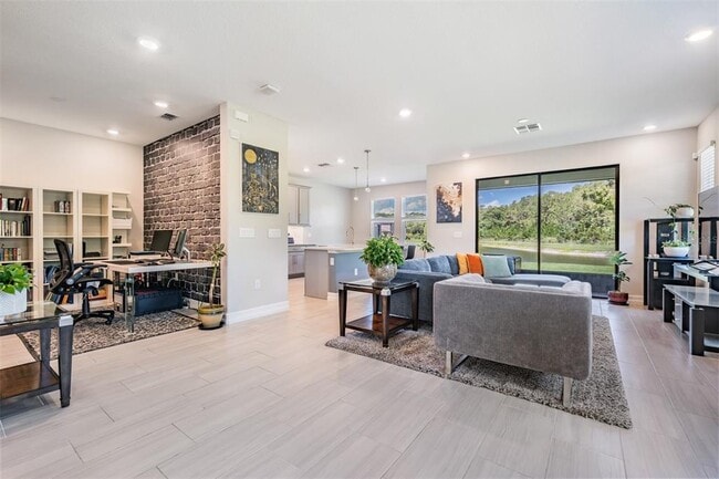 Building Photo - 4849 Isola Ct