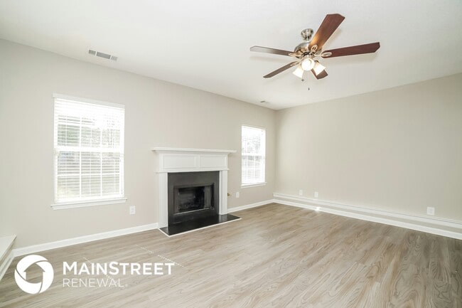 Building Photo - 6801 Fireside Ln