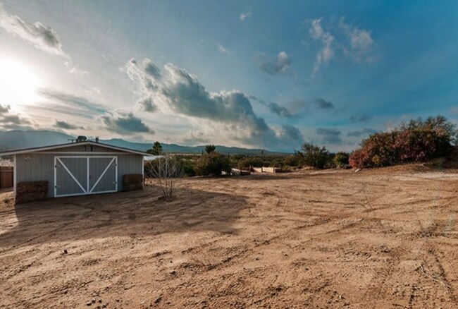 Foto del edificio - 53596 Kgkj Ranch Rd