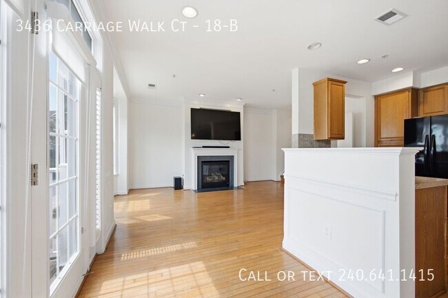 Building Photo - 3436 Carriage Walk Ct